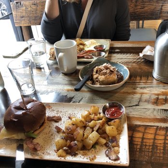 First Watch - Elevated sandwich with potatoes - Breakfast & Brunch Near Me - Knoxville, Tennessee First Watch - Elevated sandwich with potatoes - Breakfast & Brunch Near Me - Knoxville, Tennessee