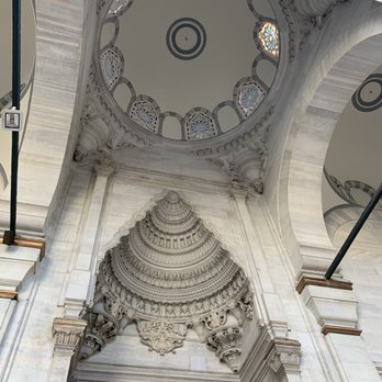 Nuruosmaniye Camii - Ottoman-Baroque architectural details - Mosques Near Me - Istanbul, 34