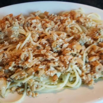 Capozio's - Pizza Near Me - Harbert, Michigan