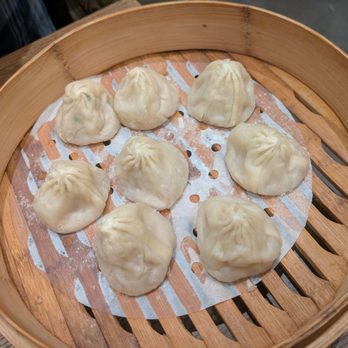 Dough Zone Dumpling House - Downtown Bellevue - Xiao long bao - Chinese Near Me - Bellevue, Washington Dough Zone Dumpling House - Downtown Bellevue - Xiao long bao - Chinese Near Me - Bellevue, Washington