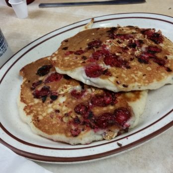 Blue Benn Diner - Raspberry crunch pancakes, Vermont cheddar omelet, fried egg, home fries - Diners Near Me - Bennington, Vermont Blue Benn Diner - Raspberry crunch pancakes, Vermont cheddar omelet, fried egg, home fries - Diners Near Me - Bennington, Vermont