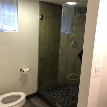 Treehouse Lodge - Biggest & best bathroom! - Hotels Near Me - Woods Hole, Massachusetts Treehouse Lodge - Biggest & best bathroom! - Hotels Near Me - Woods Hole, Massachusetts
