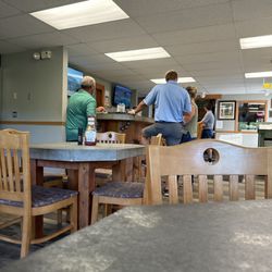 Farmer's Table Cafe - Kitchen and bar