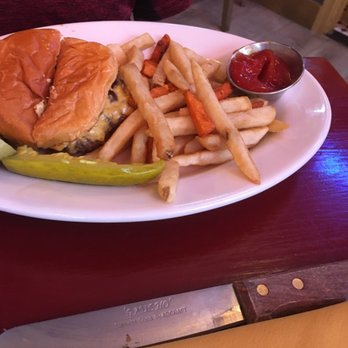 La Bodega - Cheeseburger: pretty good - Colombian Near Me - Richmond, Virginia La Bodega - Cheeseburger: pretty good - Colombian Near Me - Richmond, Virginia