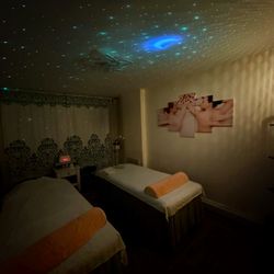 Mariposa Spa - Couple massage room