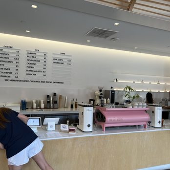 Heirloom Brewshop - Bar - Coffee & Tea Near Me - Raleigh, North Carolina Heirloom Brewshop - Bar - Coffee & Tea Near Me - Raleigh, North Carolina