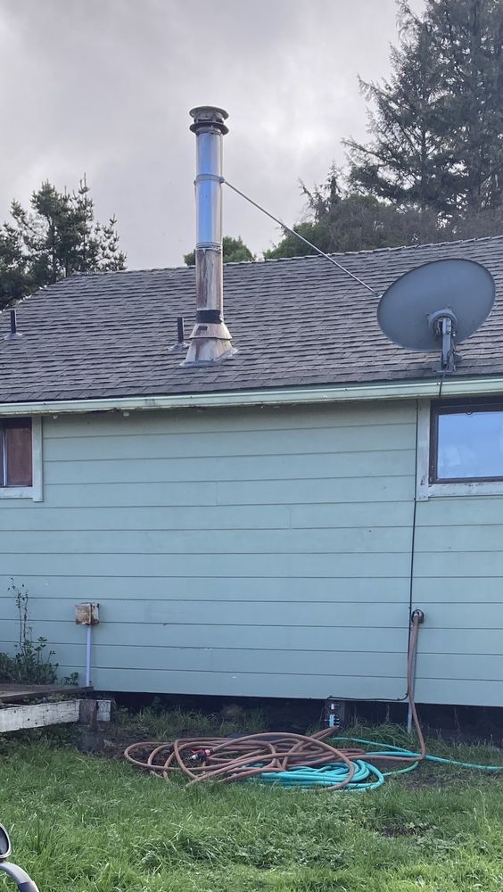 Slide of Diamond Touch Roof Cleaning and Repair