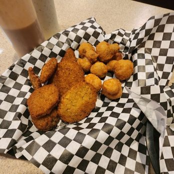 Boulder Pit Stop - American Near Me - Boulder City, Nevada