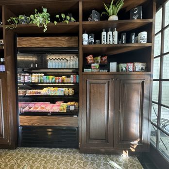 Alfred Coffee - Coffee & Tea Near Me - Studio City, California