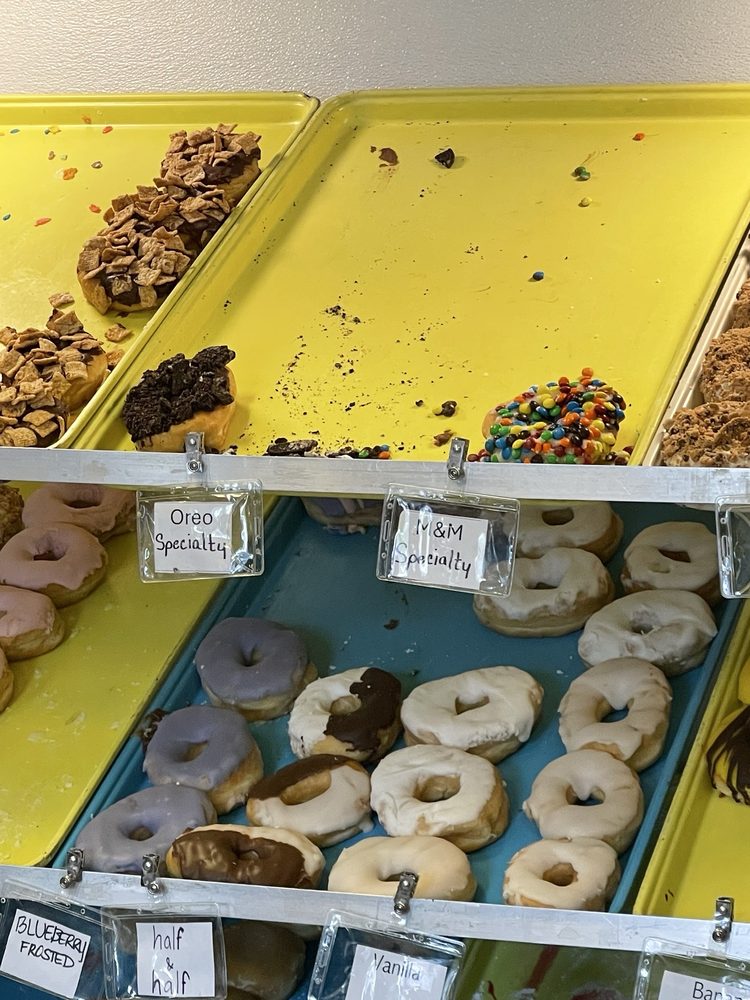Dixie Cream Donuts "melt in your mouth" Image