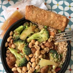 China King - Special request lunch combo Kung pao chicken with broccoli