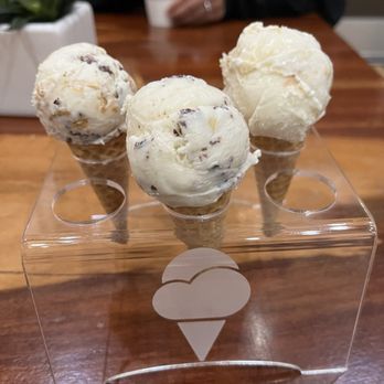 Hammond's Gourmet Ice Cream - Banana cream pie, fat Elvis, and coconut bliss - Ice Cream & Frozen Yogurt Near Me - San Diego, California Hammond's Gourmet Ice Cream - Banana cream pie, fat Elvis, and coconut bliss - Ice Cream & Frozen Yogurt Near Me - San Diego, California