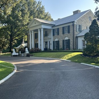 Graceland - Museums Near Me - Memphis, Tennessee Graceland - Museums Near Me - Memphis, Tennessee