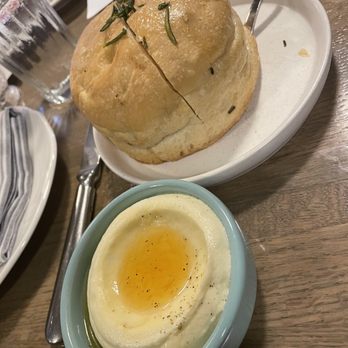 etta - Bucktown - Fire Baked Focaccia- Ricotta - Pizza Near Me - Chicago, Illinois etta - Bucktown - Fire Baked Focaccia- Ricotta - Pizza Near Me - Chicago, Illinois