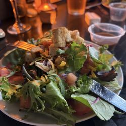 Corner Cove Restaurant & Bar - Side House salad