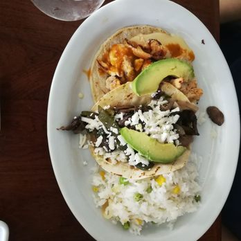 El Alma - Plate of two tacos - Mexican Near Me - Austin, Texas El Alma - Plate of two tacos - Mexican Near Me - Austin, Texas