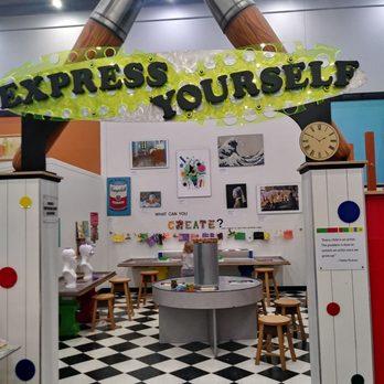 Great Explorations Children's Museum - Art and creative area with take home crafts! - Children's Museums Near Me - Saint Petersburg, Florida Great Explorations Children's Museum - Art and creative area with take home crafts! - Children's Museums Near Me - Saint Petersburg, Florida