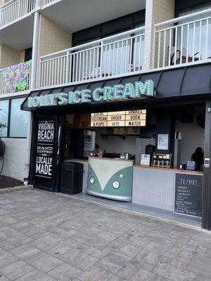 Lolly's Creamery by null