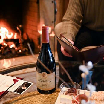 Zina Hyde Cunningham Winery - Wine tasting at the fireplace - Wineries Near Me - Sonoma, California Zina Hyde Cunningham Winery - Wine tasting at the fireplace - Wineries Near Me - Sonoma, California