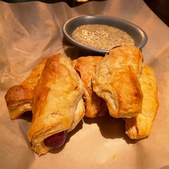 Trivoli Tavern - Pigs in a blanket - American Near Me - Chicago, Illinois Trivoli Tavern - Pigs in a blanket - American Near Me - Chicago, Illinois