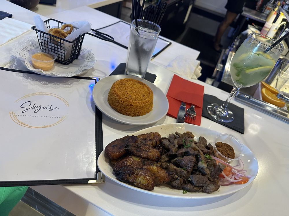 SKYVIBE RESTAURANT AND LOUNGE Updated November 2024 36 Photos & 16