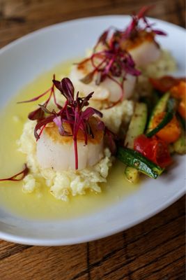 Montaluce Winery & Restaurant by null