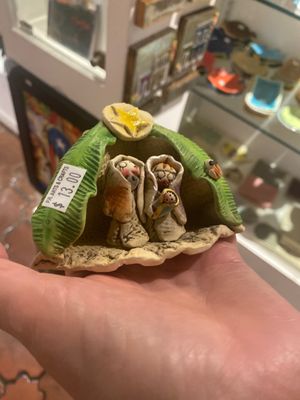 Puerto Rican Art & Crafts by null