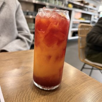 Tur - Scarlet squeeze - Breakfast & Brunch Near Me - San Francisco, California Tur - Scarlet squeeze - Breakfast & Brunch Near Me - San Francisco, California