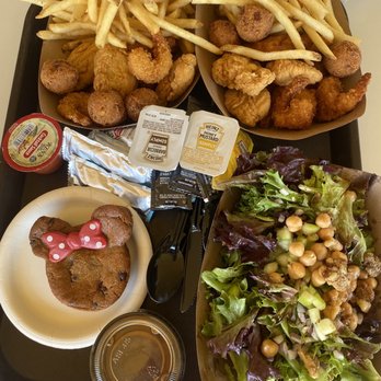 Tomorrowland Terrace Restaurant - American Near Me - Orlando, Florida