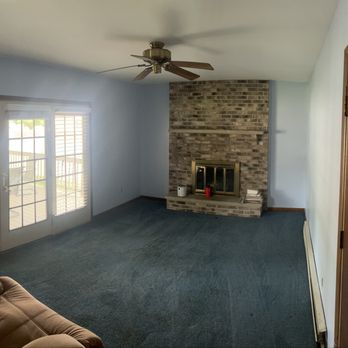 Yettey Home Solutions - After Picture of Living Room Re-Paint - Handyman Near Me - Mumford, New York Yettey Home Solutions - After Picture of Living Room Re-Paint - Handyman Near Me - Mumford, New York
