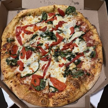 Domino's Pizza - Veggie roasted red pepper and spinach Medium pizza - Pizza Near Me - McLean, Virginia