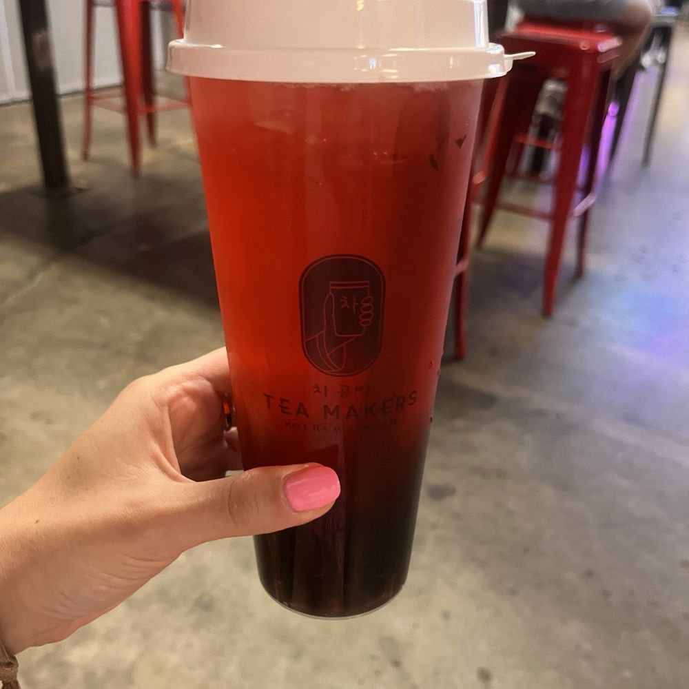 Pomegranate green tea w/ boba Pomegranate green tea w/ boba