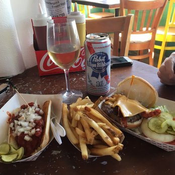 Skinny's Place - Burgers Near Me - Holmes Beach, Florida