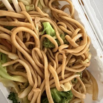 Magic Noodle - F5. Veggie Stir-Fried Noodles - classic noodle - Noodles Near Me - Lee's Summit, Missouri Magic Noodle - F5. Veggie Stir-Fried Noodles - classic noodle - Noodles Near Me - Lee's Summit, Missouri