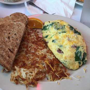 Georgie's Diner - Datil sausage omelette! - Diners Near Me - Saint Augustine, Florida
