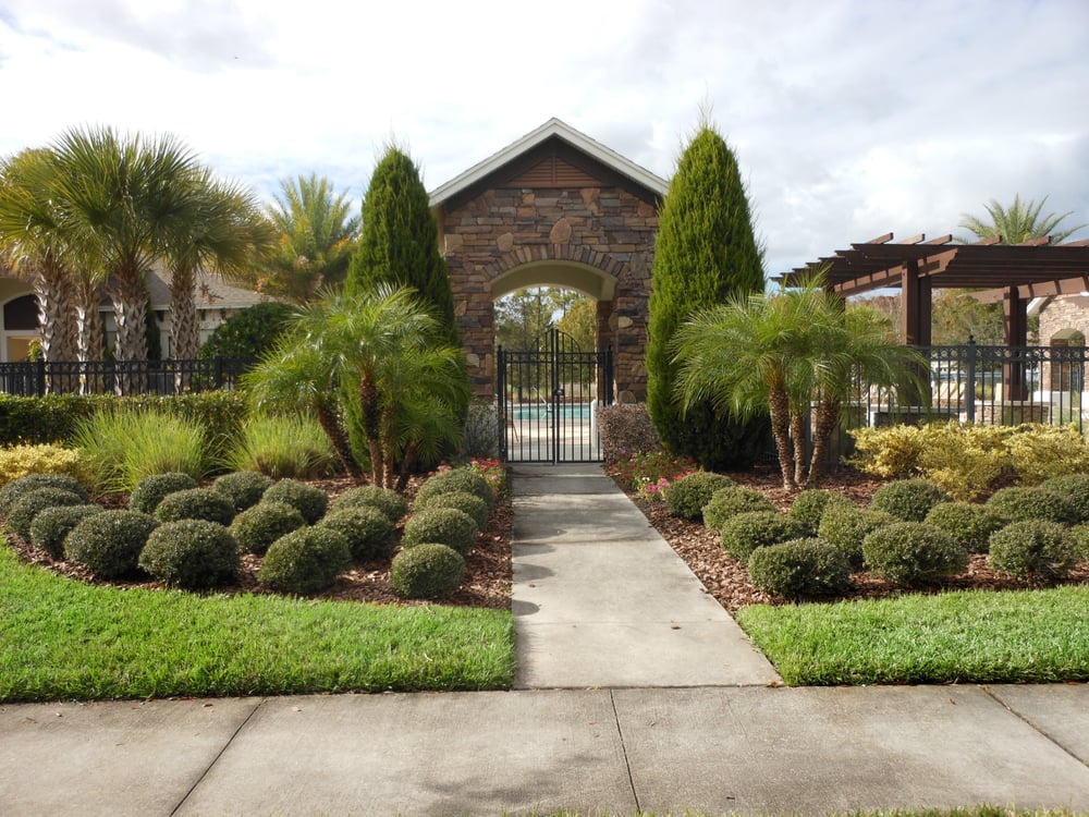 BLADE RUNNERS COMMERCIAL LANDSCAPING Updated August 2024 3851