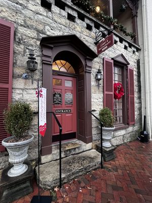 The Old Talbott Tavern by null