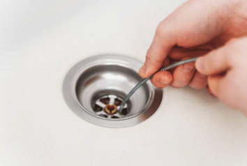 Slide of The Drain Reliever