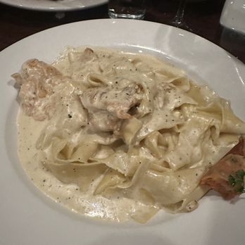 Pappare Ristorante & Bar - Pappardelle Alfredo with Chicken - Italian Near Me - Boston, Massachusetts Pappare Ristorante & Bar - Pappardelle Alfredo with Chicken - Italian Near Me - Boston, Massachusetts