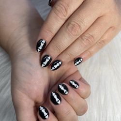 Lux Nails