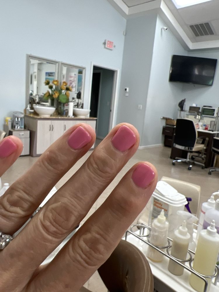 Sea Glass Nails and Spa Logo