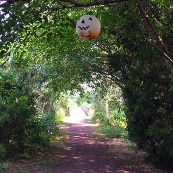 Mill Creek Marsh - Shady part of the trail and a pumpkin bucket ..hummm - Parks Near Me - Secaucus, New Jersey