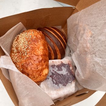 Sift Bake Shop - Veggie croissant and chocolate croissant - Bakeries Near Me - Mystic, Connecticut Sift Bake Shop - Veggie croissant and chocolate croissant - Bakeries Near Me - Mystic, Connecticut