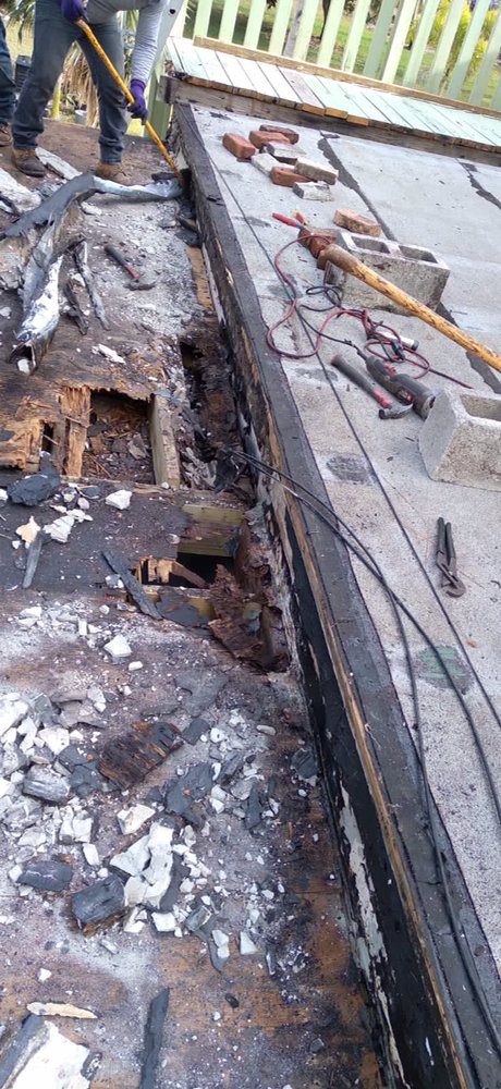 Slide of Alex Roofing