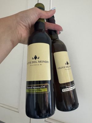 Olive del Mondo: Olive Oils, Vinegars & Vegan Mini Mart by null