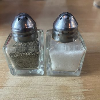 Whitmans Hudson Yards - salt & pepper - Burgers Near Me - New York, New York Whitmans Hudson Yards - salt & pepper - Burgers Near Me - New York, New York