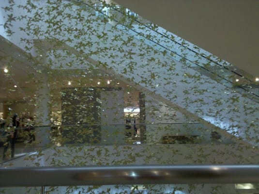 Neiman Marcus by null