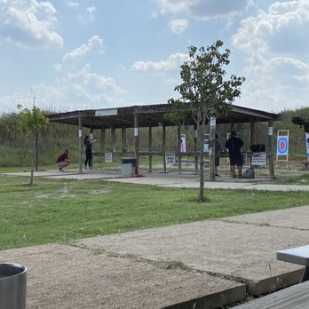 Lone Star Gun Range - Gun/Rifle Ranges Near Me - Lockhart, Texas