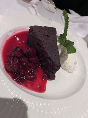Café Carlyle by null