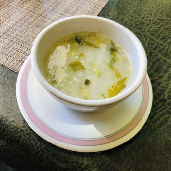 Kinnaree Thai Cuisine - It definitely looks better than it tasted. - Thai Near Me - Joplin, Missouri